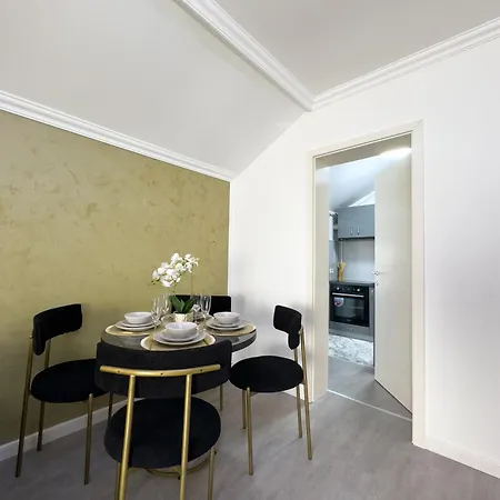 S&s 1 Bedroom With Balcony And Garden Free Parking At Location 2 Spaces Timisoara