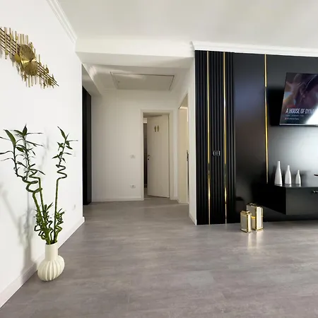 דירה S&s 1 Bedroom With Balcony And Garden Free Parking At Location 2 Spaces