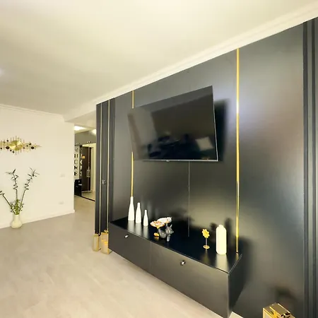 S&s 1 Bedroom With Balcony And Garden Free Parking At Location 2 Spaces Apartamento Timisoara