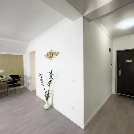 Apartamento S&s 1 Bedroom With Balcony And Garden Free Parking At Location 2 Spaces Timisoara